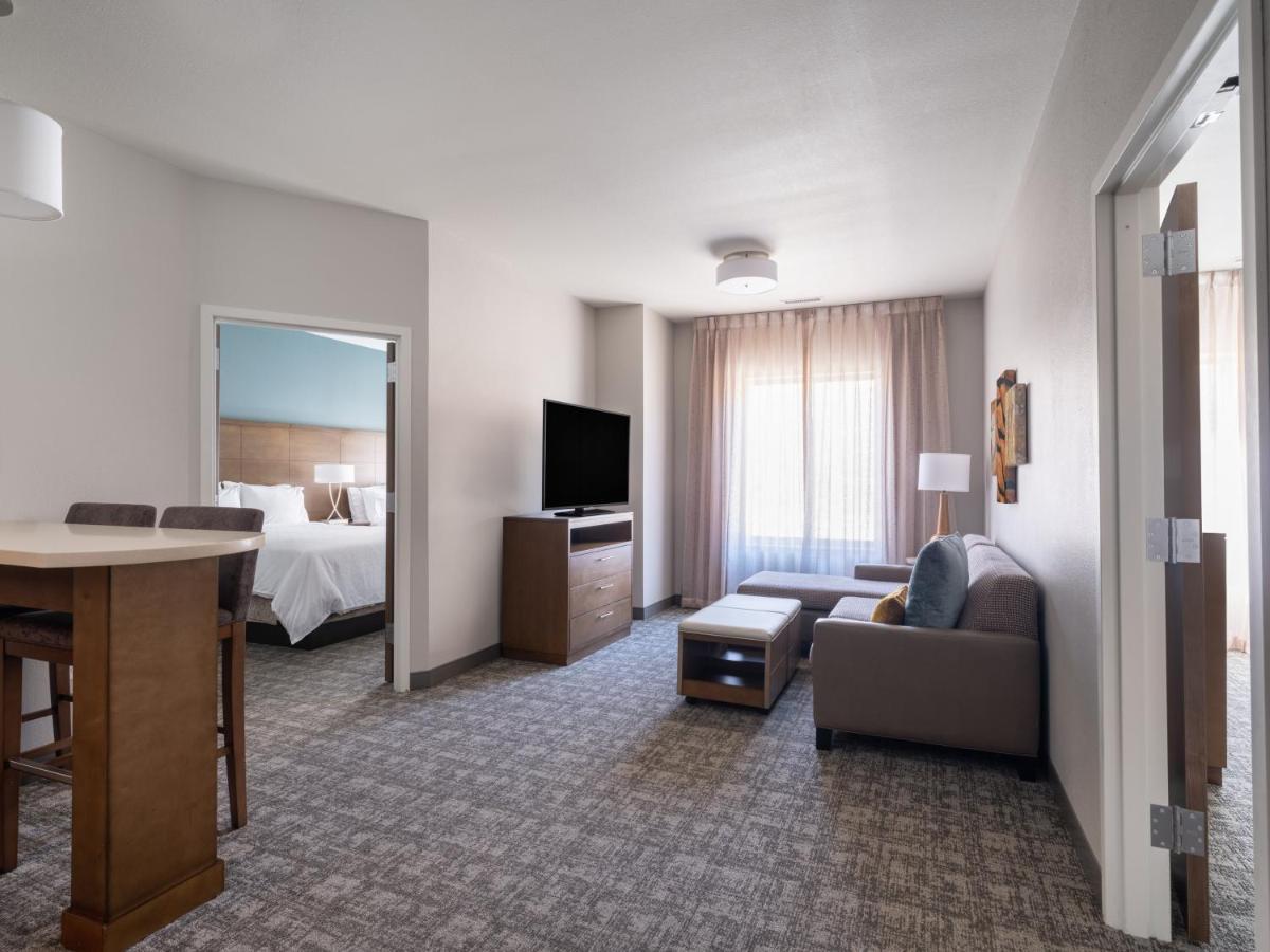 Staybridge Suites - Sioux City Southeast By Ihg Exterior photo